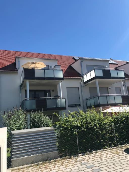 Appartement Feucht -Bhf 5 Min - Naehe Messe エクステリア 写真